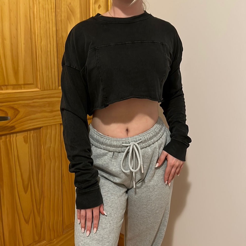 Long sleeve cropped garage shirt size XS